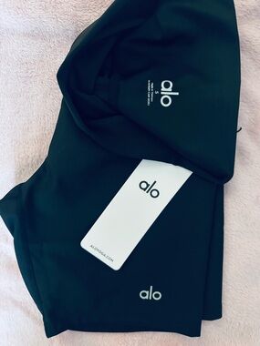 ALO Yoga Black Women's Athletic Shorts